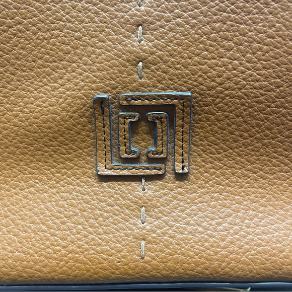 Liz Claiborne Marina Tote Bag Maple Large Purse . Pre-owned. See pictures. - Picture 2 of 13